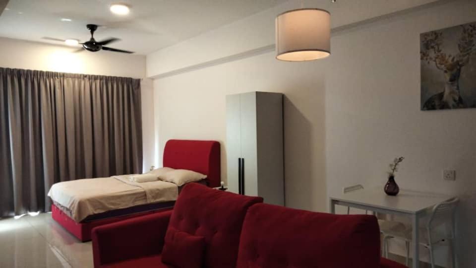 Cozy Studio Unit,Cyberjaya,Wifi, Netflix,Free Parking Apartment Exterior photo